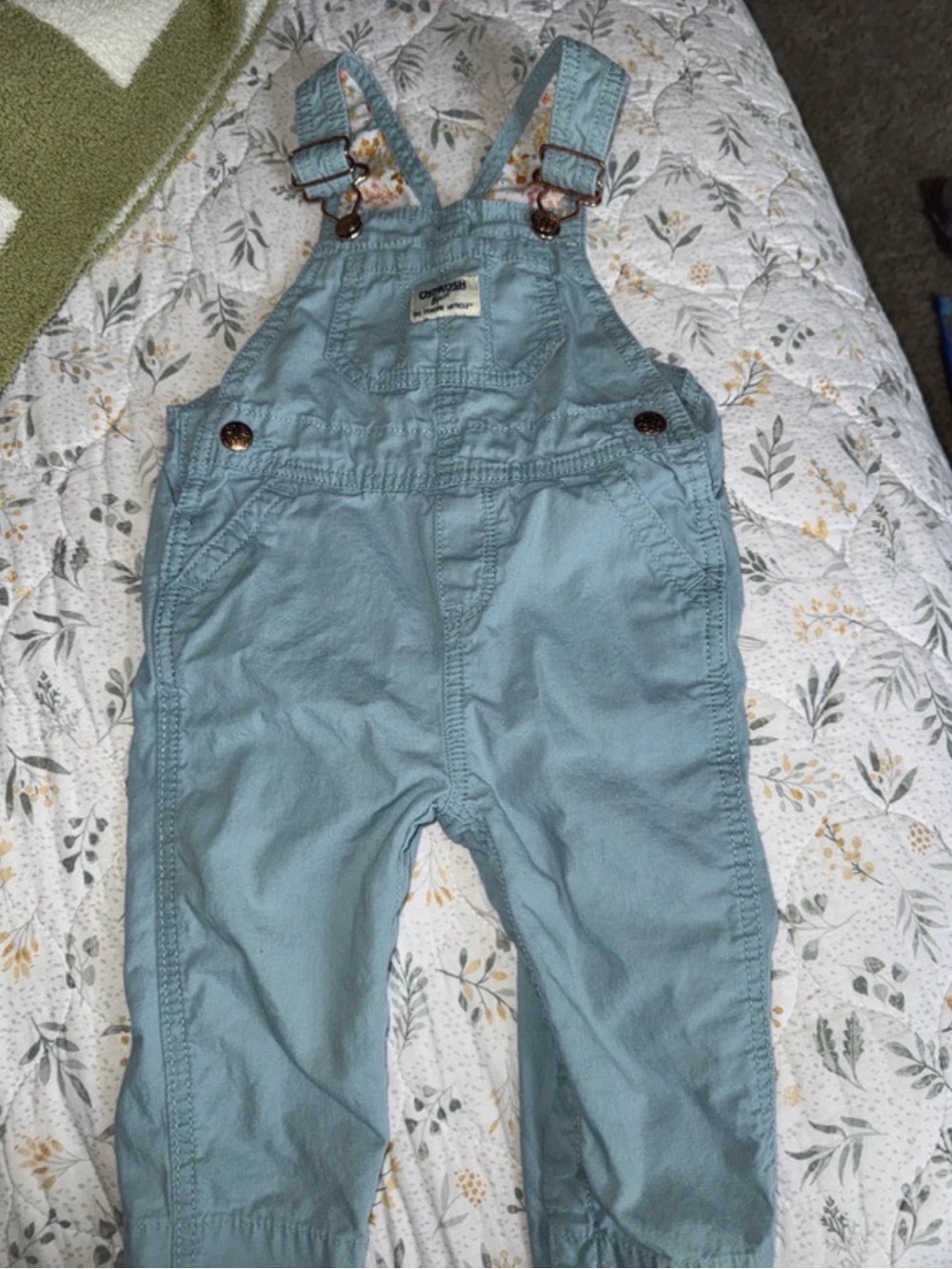 Oshkosh bibs